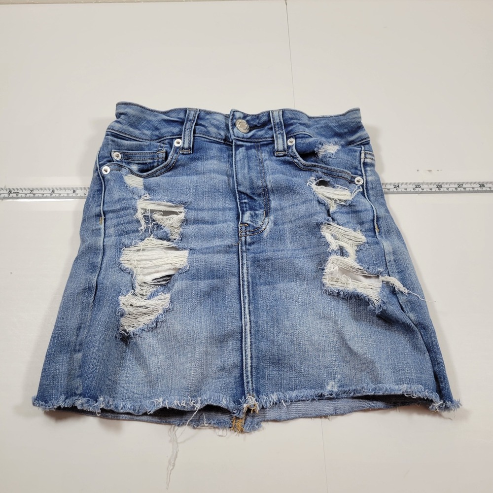 American Eagle Denim Skirt Womens 0 Blue Excellent Distressed Mini Raw Hem 0625